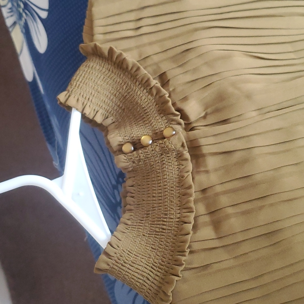 Dress - Picture 10 of 16